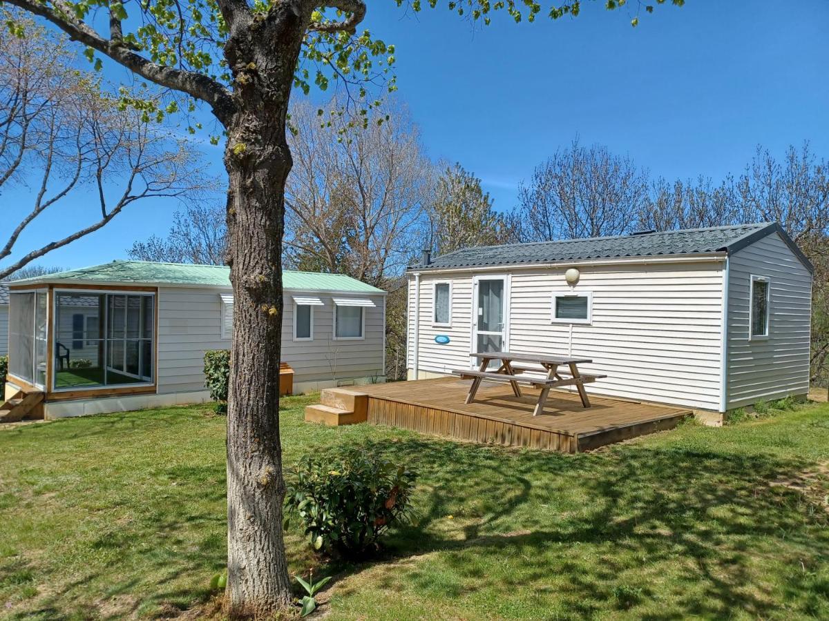 Flo's Mobil-Home Saillagouse Bagian luar foto