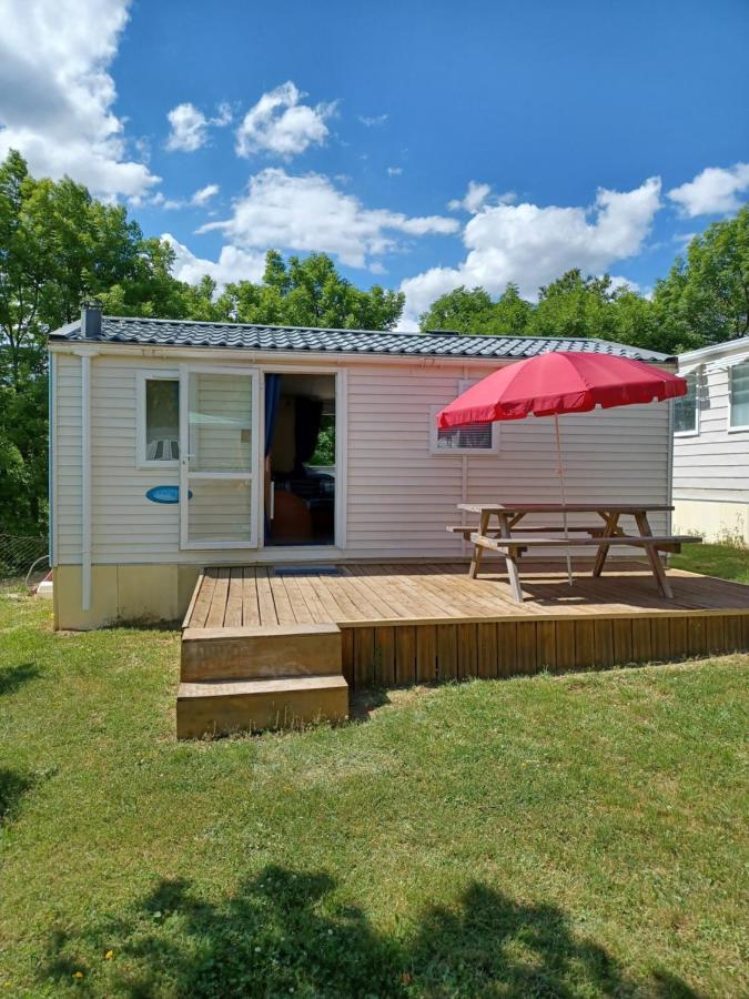 Flo's Mobil-Home Saillagouse Bagian luar foto