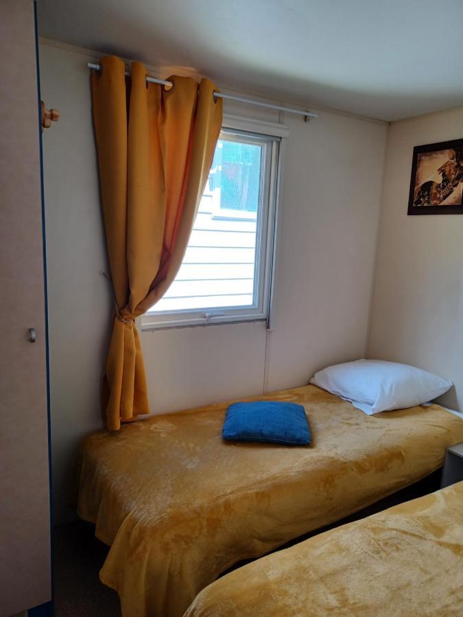Flo's Mobil-Home Saillagouse Bagian luar foto